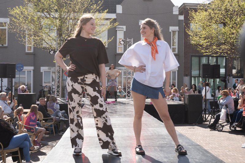Modeshow 262_.jpg